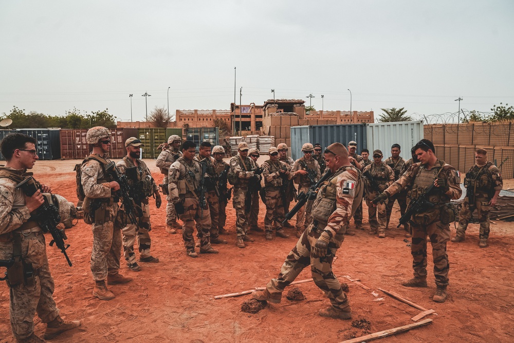 CTF-68 Conducts Joint Forces Readiness Exercise with French Armed Forces in Timbuktu, Mali