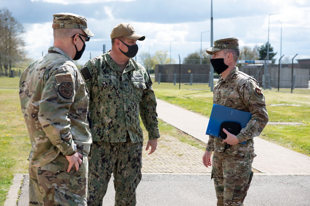 USAFE-AFAFRICA leadership visits 501st CSW