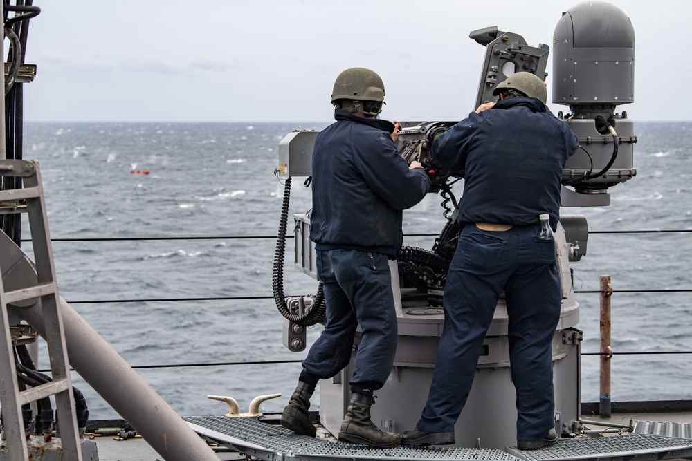 USS Carter Hall Conducts Live-Fire Exercise with Iwo Jima ARG