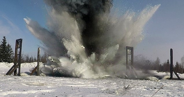 Team from Air Force Research Lab finds a way to use packaged snow as explosion protection