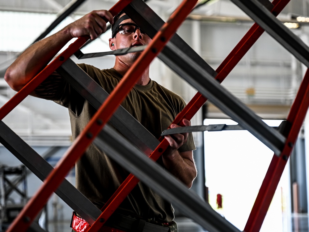 2nd AMXS Airmen compete in weapons load competition