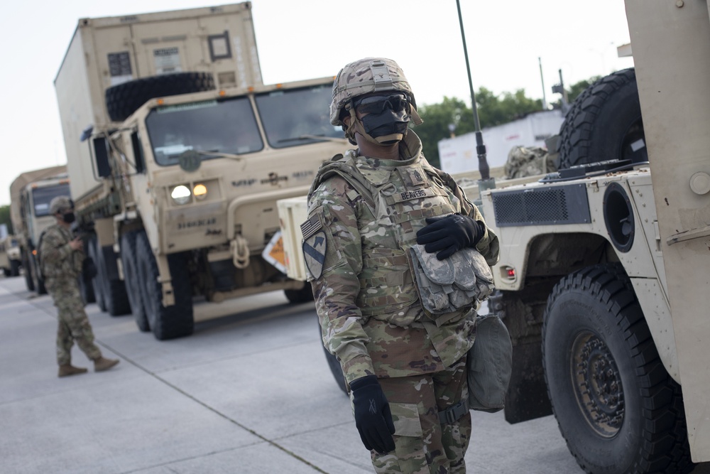 Marne Air Soldiers conduct convoy operations during Warhorse II exercise.