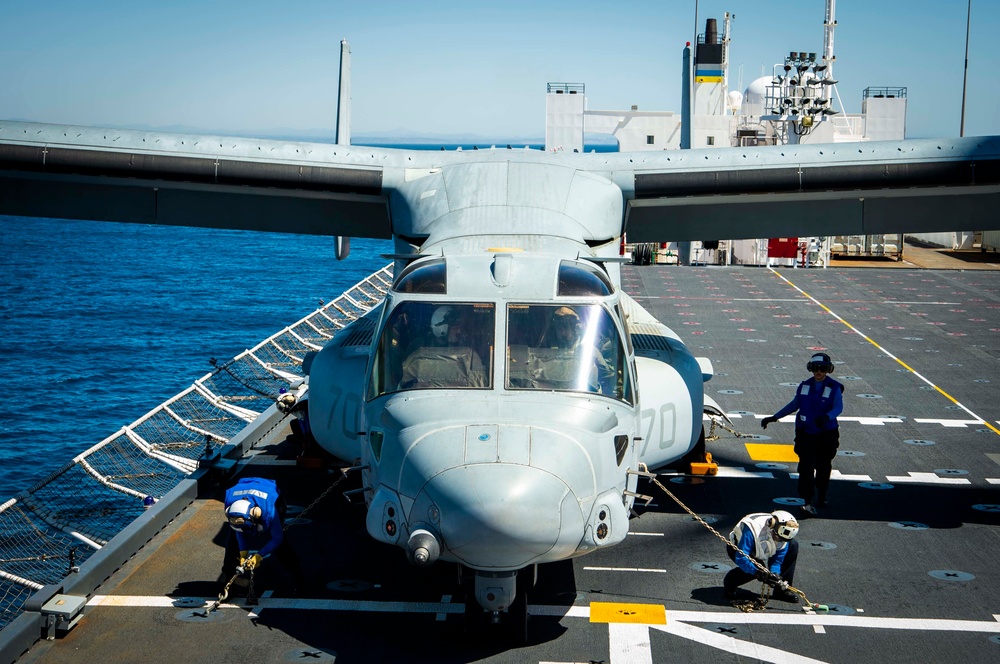 MV-22B Osprey Flight Operations Aboard USNS Mercy