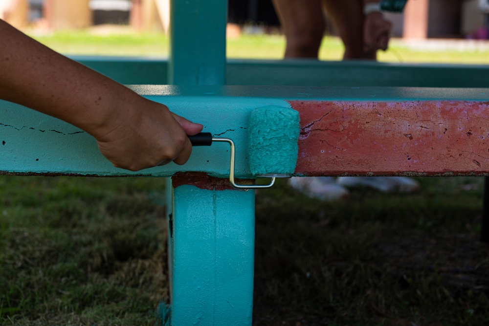 Team Andersen Spouse Club Paints Tables