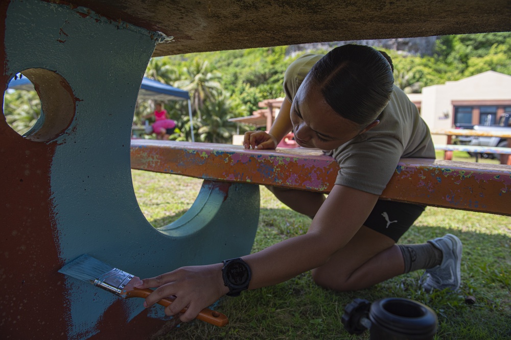 Team Andersen Spouse Club Paints Tables