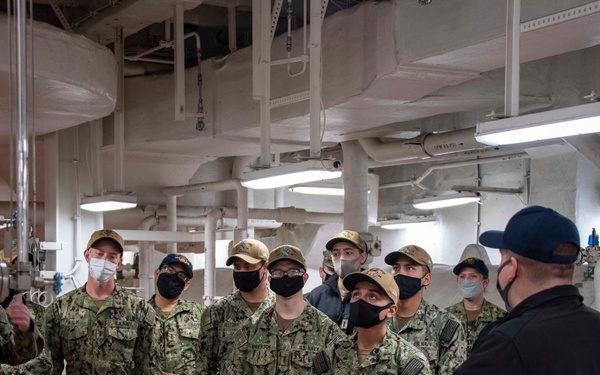 USS America hosts junior officer familiarization