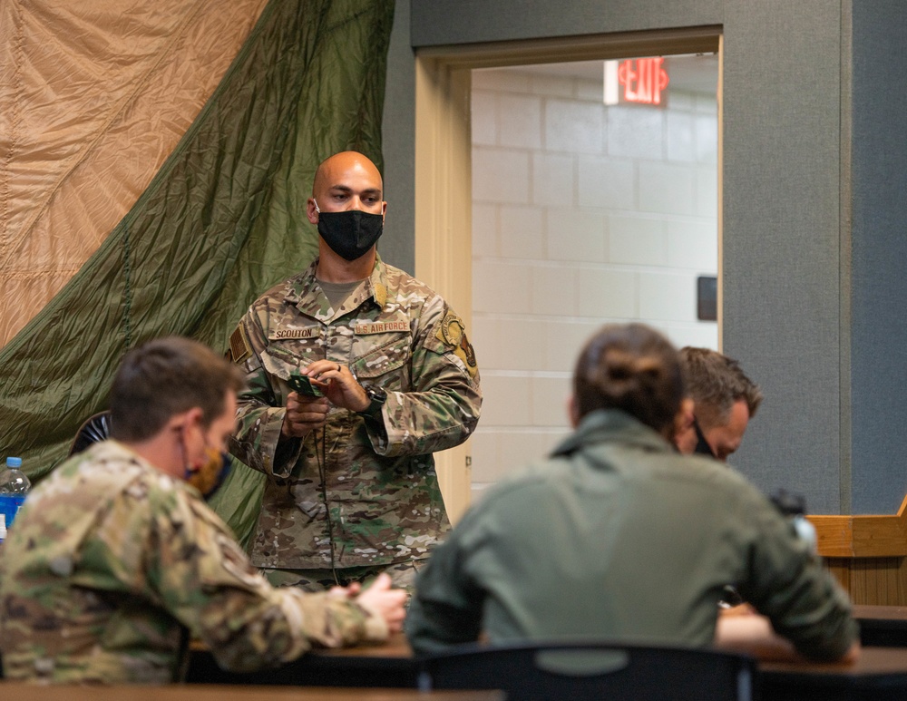 SERE specialists teach Combat Survival Training course