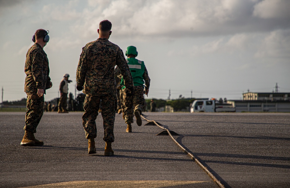 MWSS-172 F/A-18C ARRESTMENT GEAR LANDING