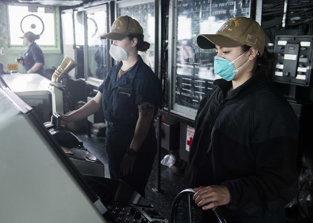 USS Carter Hall Conducts Operations with Iwo Jima ARG