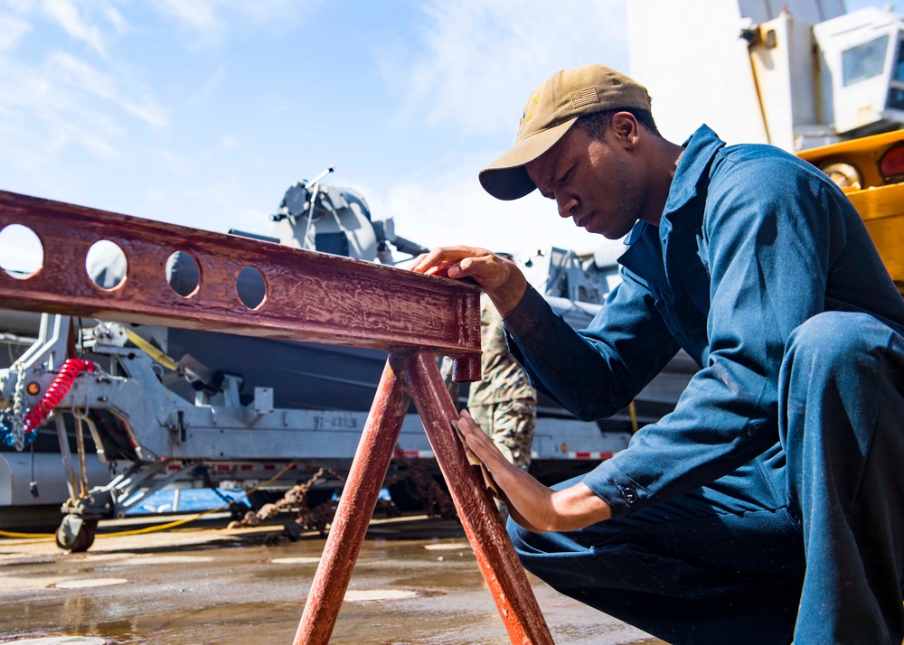 USS Carter Hall Conducts Ship Preservation