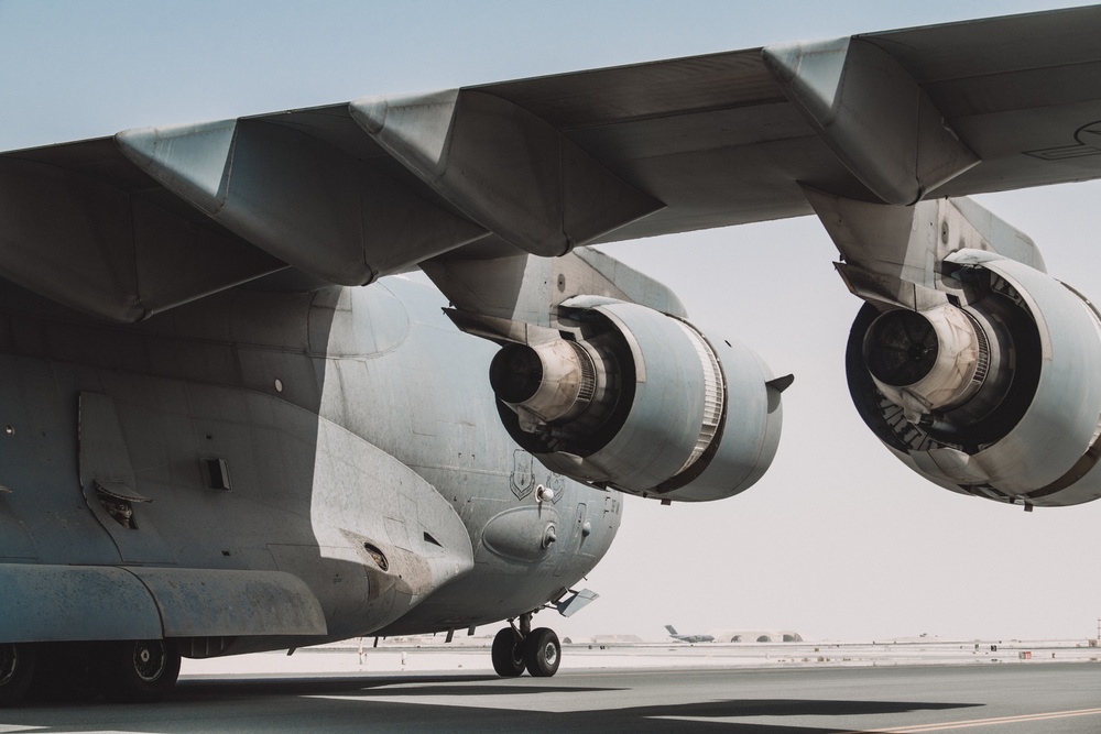 C-17 aircrew qualify on the Aerial Bulk Fuel Delivery System at AUAB