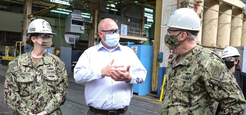 Vice Chief of Naval Operations Visits Norfolk Naval Shipyard