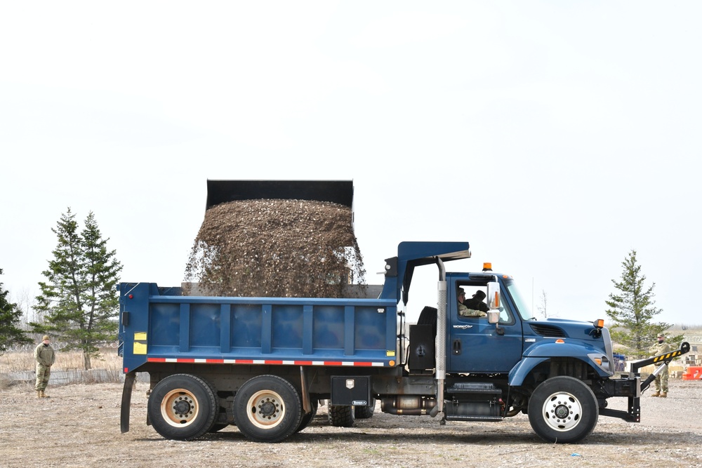 148th Pavements and Construction Equipment personnel train