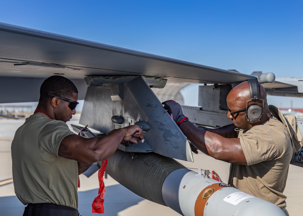 Red Tails train with Marines in Yuma