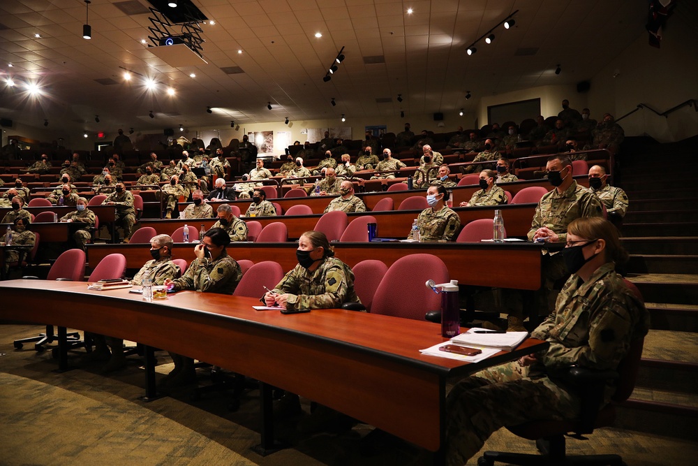 88th Readiness Division HHC Conducts Extremism Stand-down