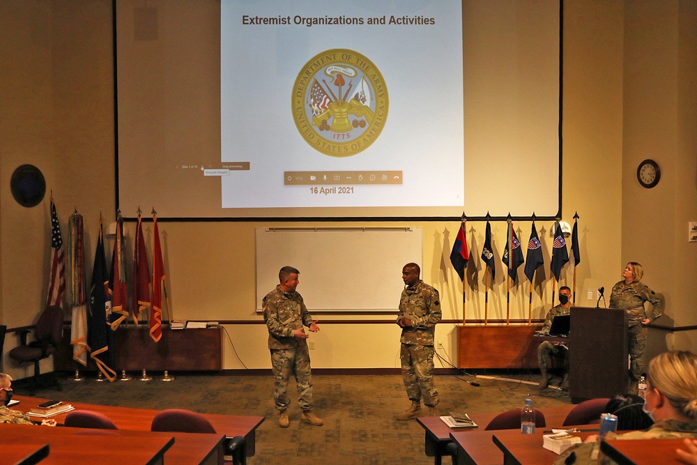 88th Readiness Division HHC Conducts Extremism Stand-down
