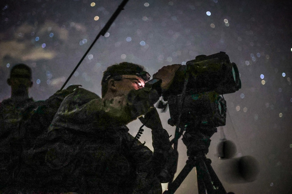 25thID FiST Night Training at Makua Valley