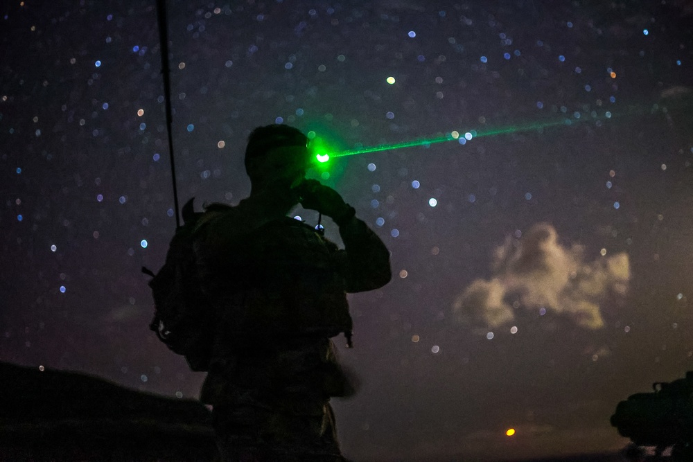 25thID FiST Night Training at Makua Valley