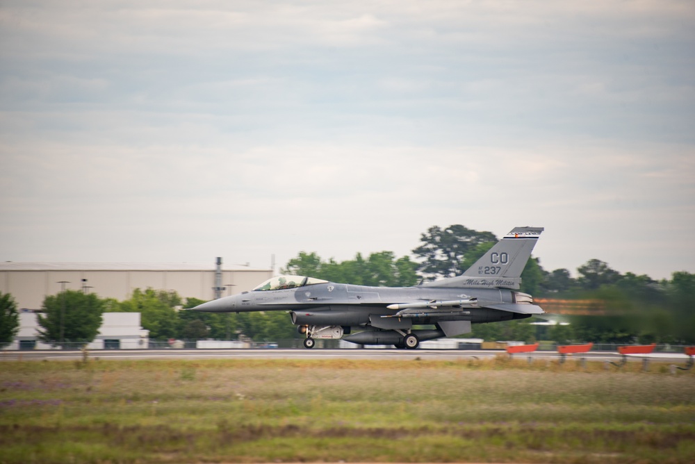 Sentry Savannah 2021 takes off