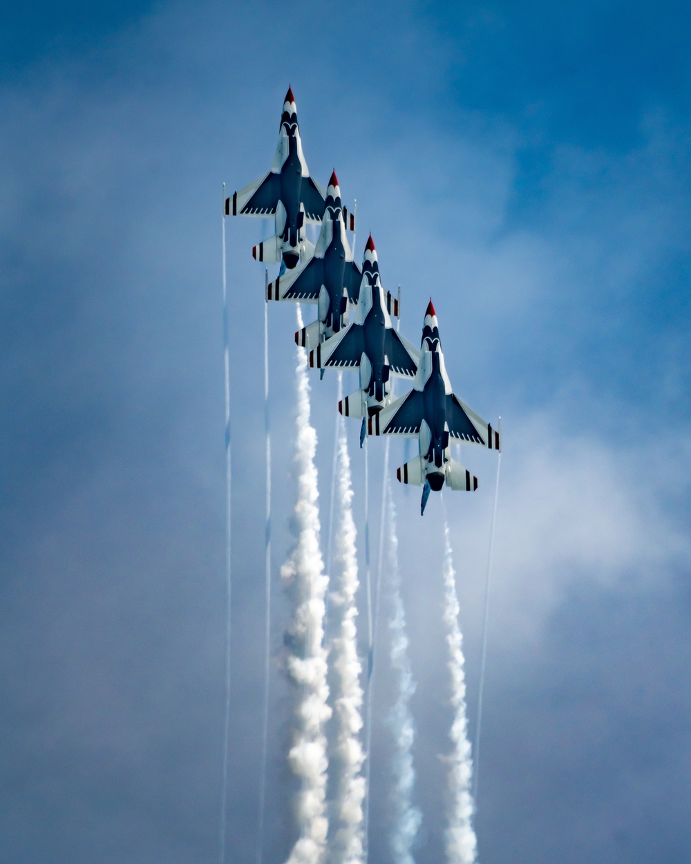 Thunderbirds kick-off 2021 Air Show season in Cocoa Beach