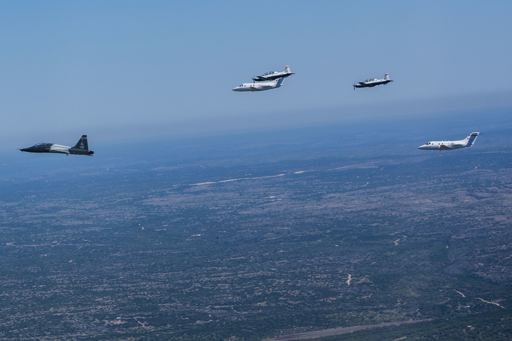 Six-ship Dissimilar Formation