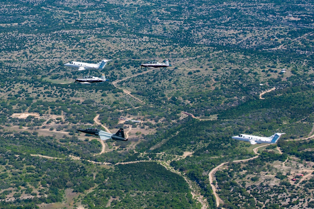 Six-ship Dissimilar Formation