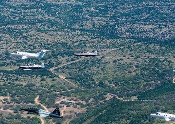 Six-ship Dissimilar Formation