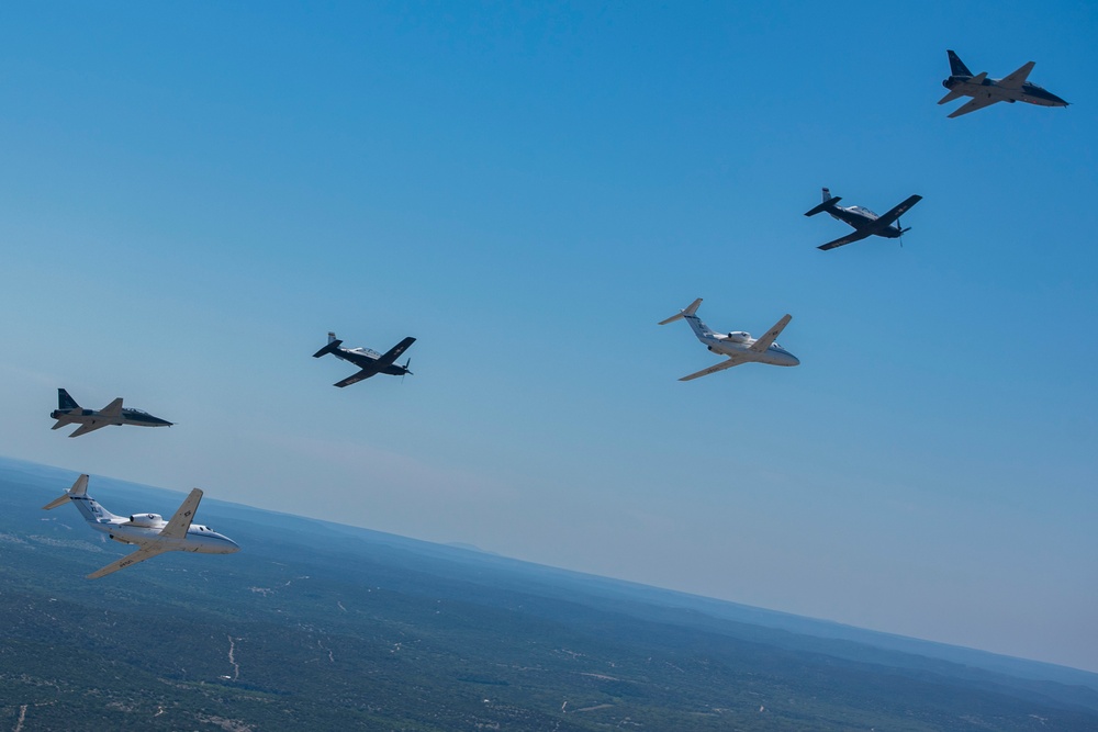 Six-ship Dissimilar Formation