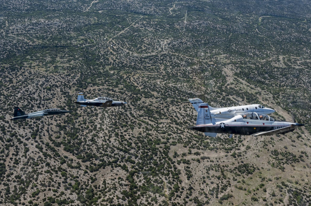 Six-ship Dissimilar Formation