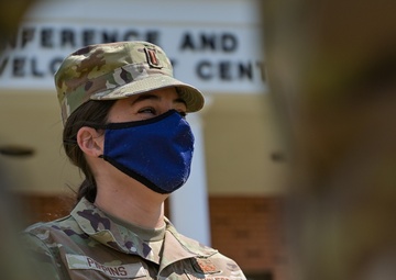 Maj. Gen. Neely Visits Service Members Working Vaccination Sites
