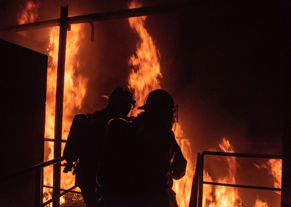 Expeditionary Strike Group 7 Firefighting Training