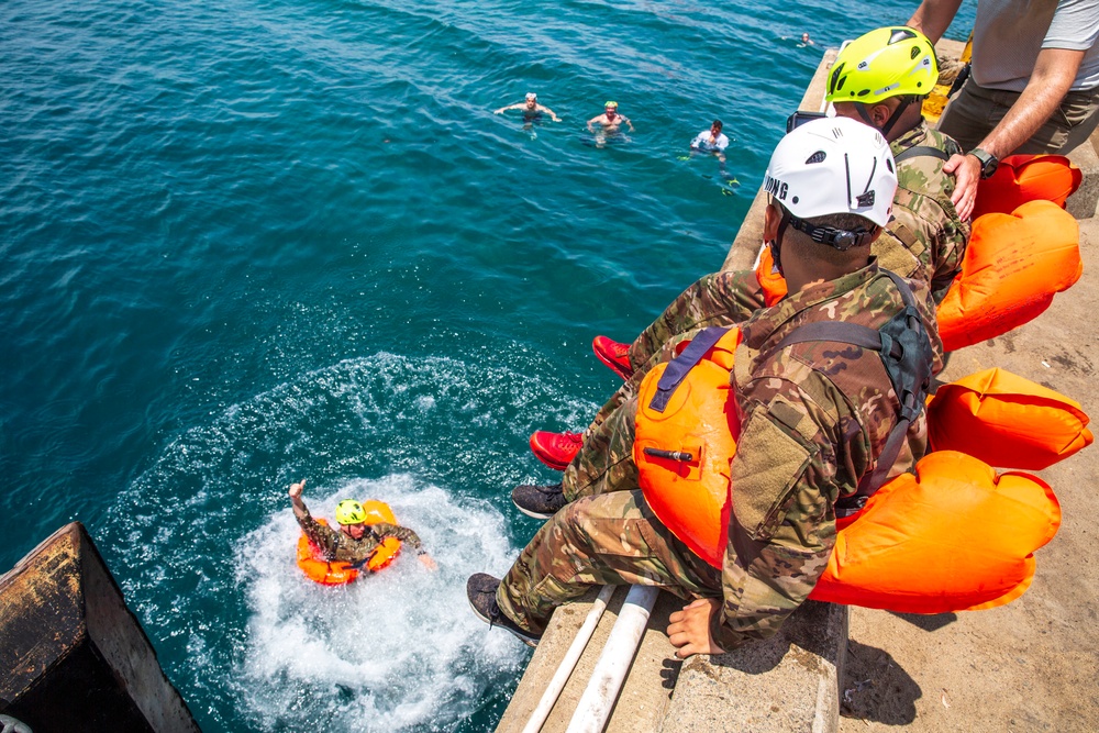 Joint Task Force-Bravo conducts overwater survival training