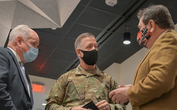 Maj. Gen. Neely Visits Service Members Working Vaccination Site at Illinois State University