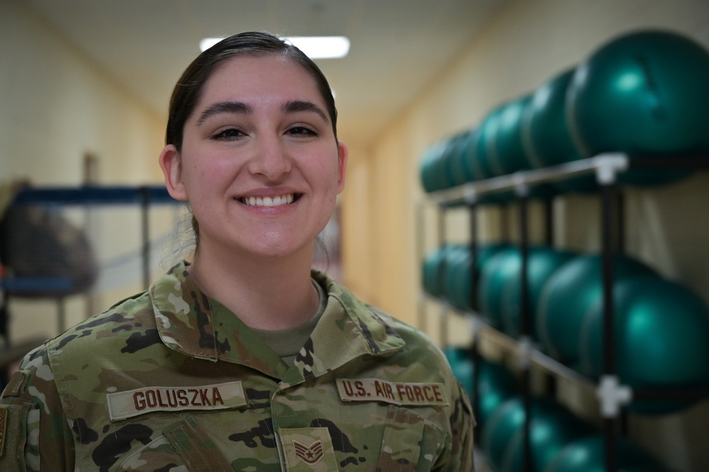 U.S. Air Force Staff Sgt. Victoria Goluszka Administers Vaccines To Illinois Residents