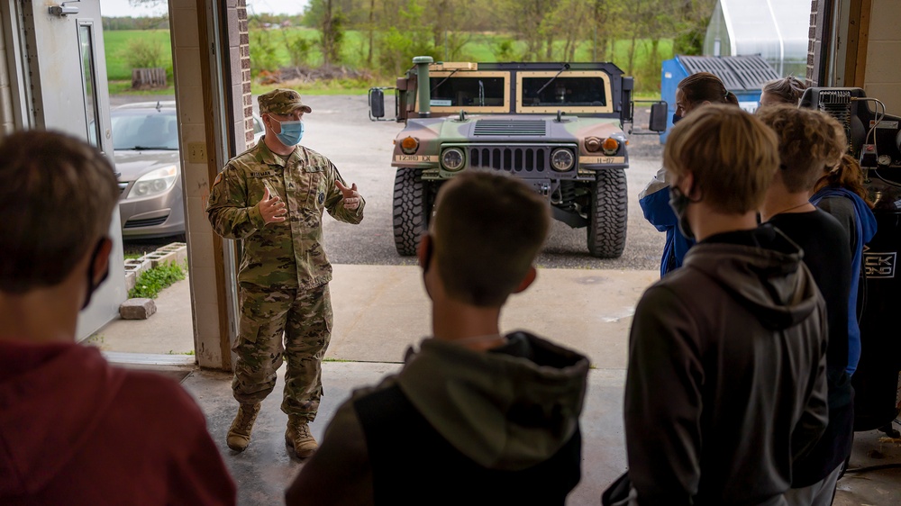 Illinois Army National Guard Recruiters Add to Education at Illinois Schools