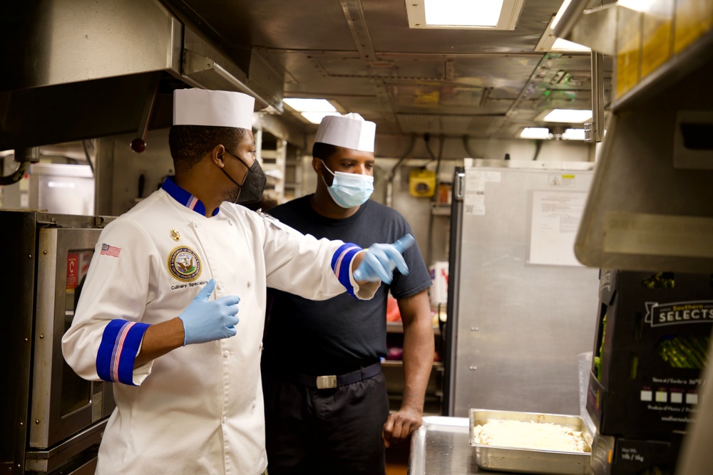 NAVSUP FLC Jacksonville Navy Food Management Team Resumes In-Person Training