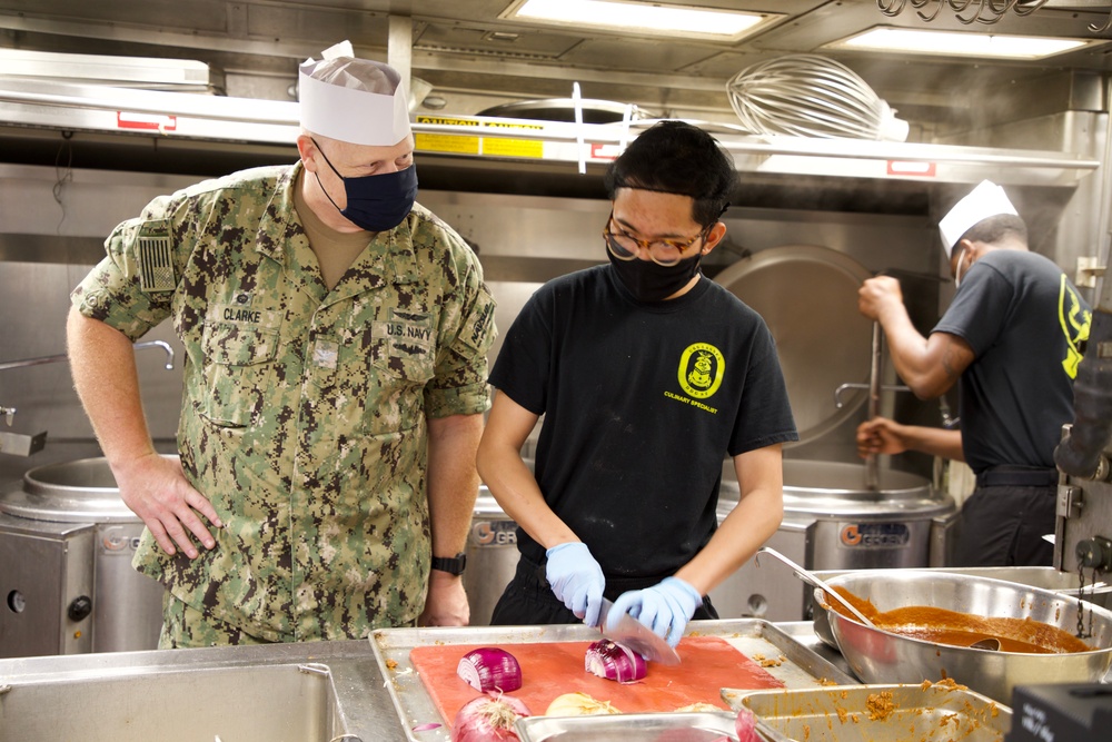 NAVSUP FLC Jacksonville Navy Food Management Team Resumes In-Person Training