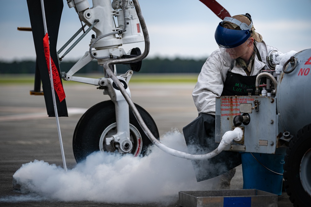 Airmen upload LOX for Hawgsmoke 2021