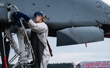 Airmen upload LOX for Hawgsmoke 2021