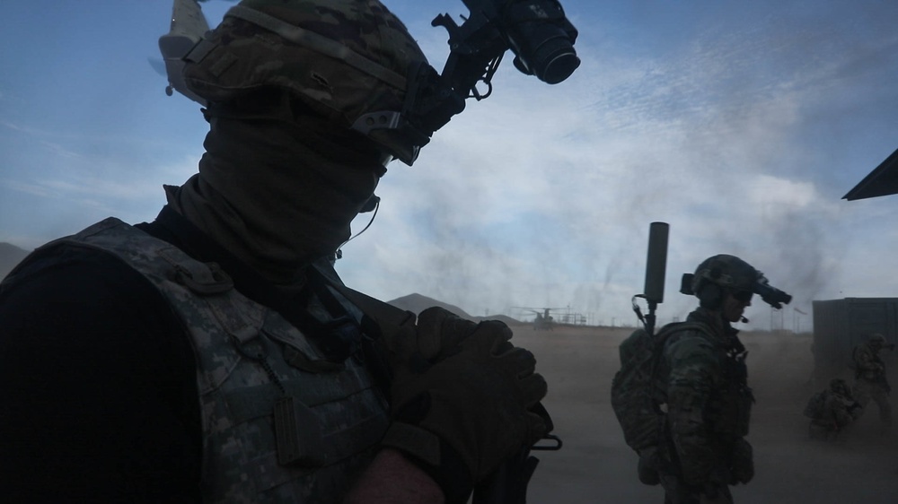 1st SFG (A) Green Berets train on tactics in New Mexico desert