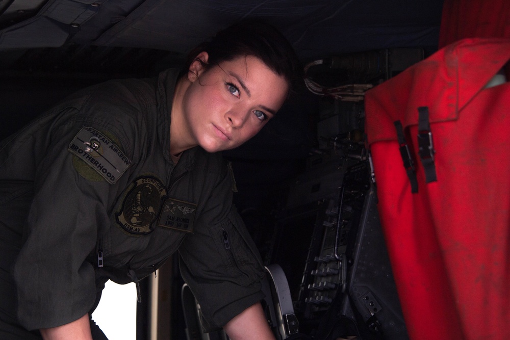 HSM-49 Conducts First All-female Training Flight