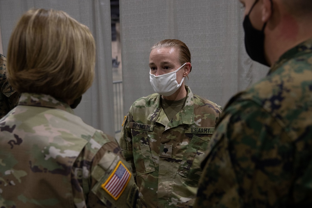 U.S. Army North Commanding General visits Pa. National Guard members at vaccination center in Philadelphia