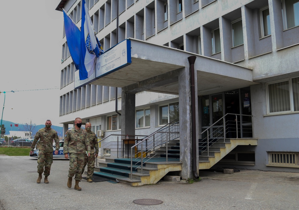 U.S. KFOR LMT meets with Ferizaj/Urosevac Kosovo Police