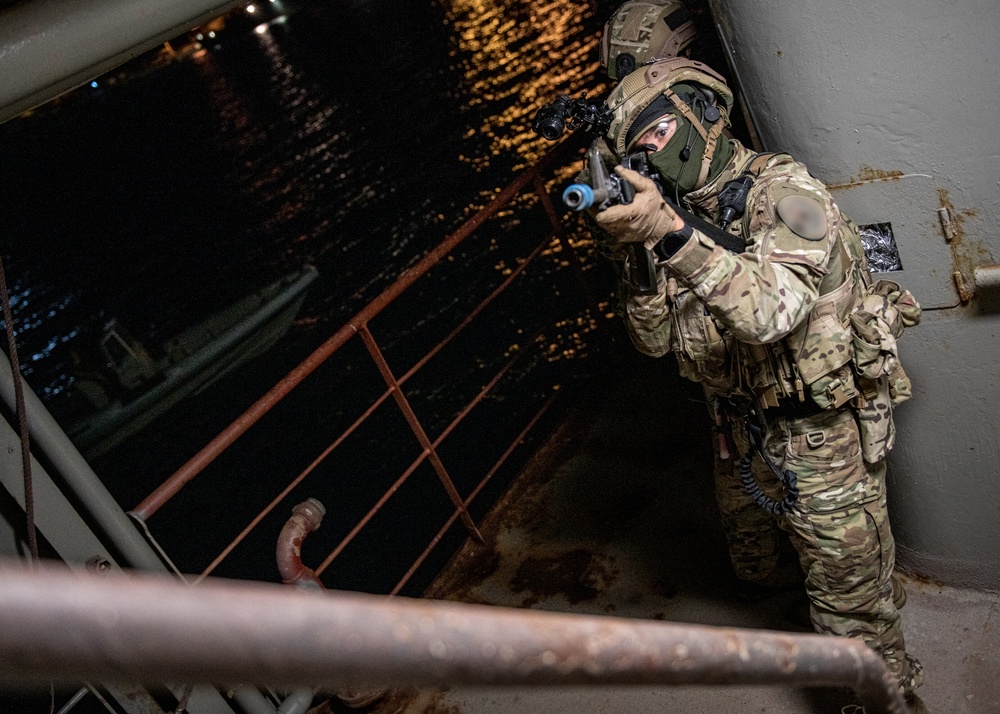 DVIDS - Images - Cyprus, Greece and the U.S. execute Naval SOF exercise ...