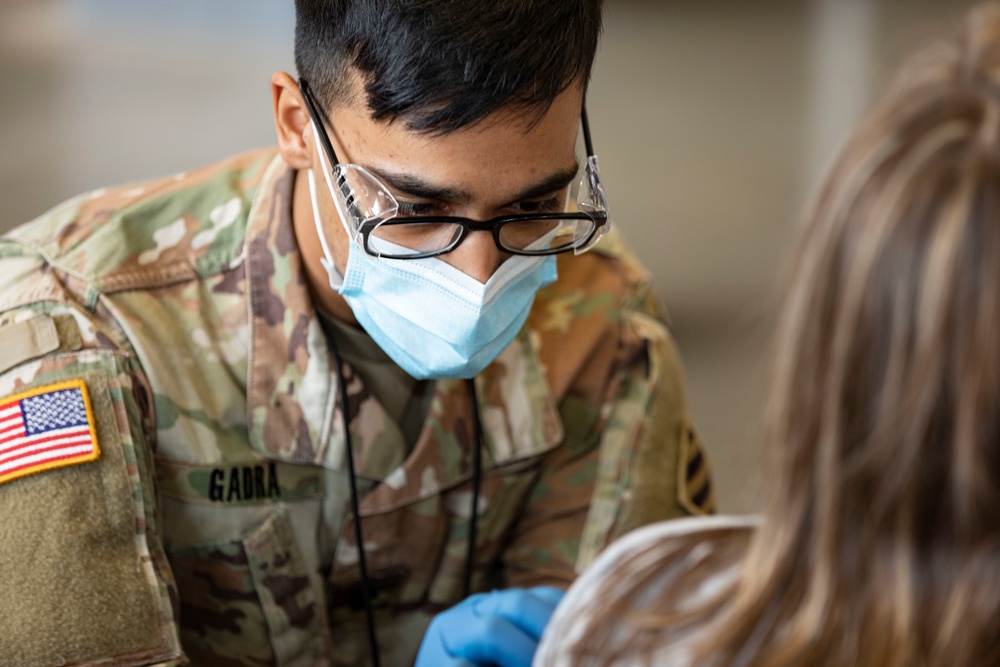 Atlanta Community Vaccination Center Soldiers Administering Vaccines