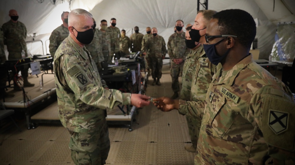 1st TSC commanding general recognizes expeditionary command post participants