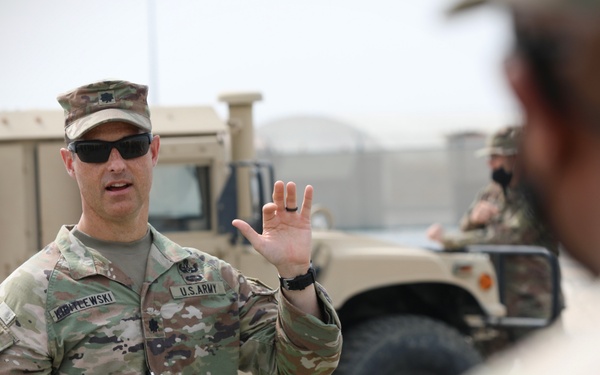 1TSC STB commander recognizes ECP participants