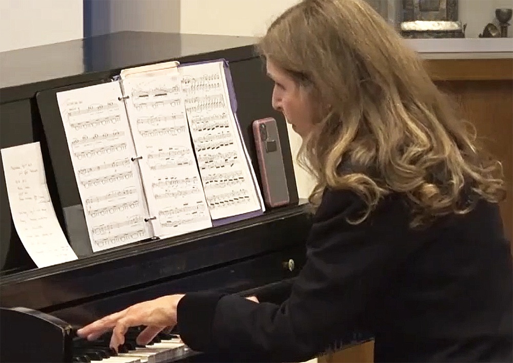 Composer shares powerful testimonials during Holocaust Remembrance event