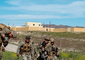 BLT 1/1, 11th MEU Conducts Heliborne Raid at MCB Camp Pendleton