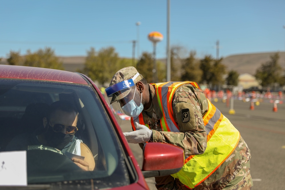 U.S. Army Combat Medics Operate COVID-19 Vaccine Lanes